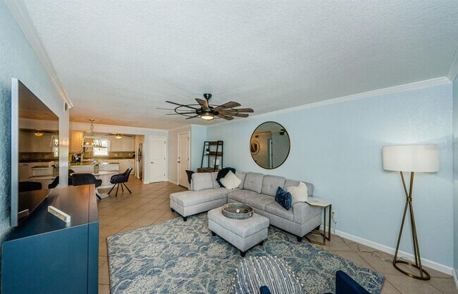 Building Photo - 2675 St Joseph Dr E