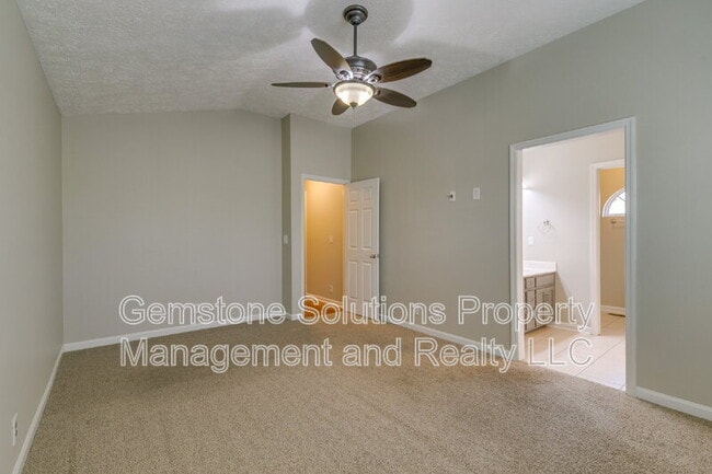 Building Photo - 55 Banwell Park