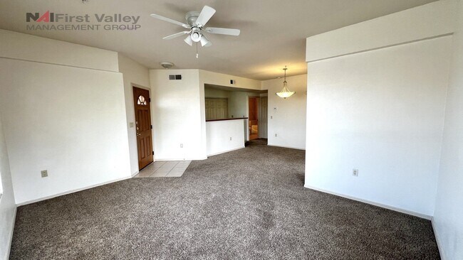 Building Photo - 1 Bedroom, 1 Bath