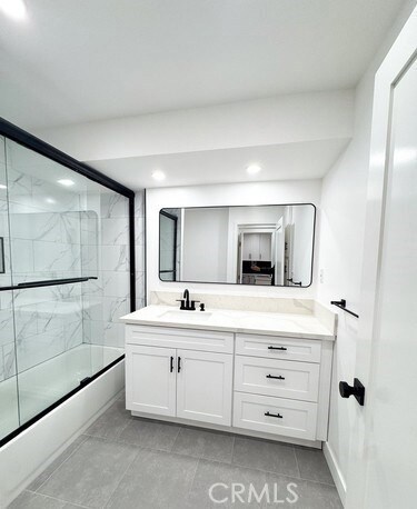 Building Photo - 17000 Burbank Blvd