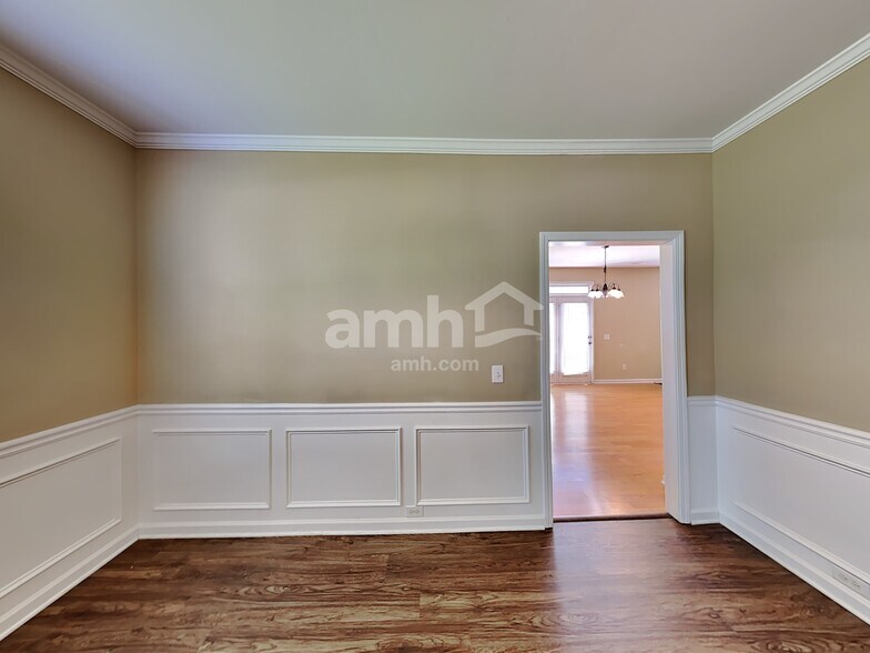 Building Photo - 51 Horseshoe Ct