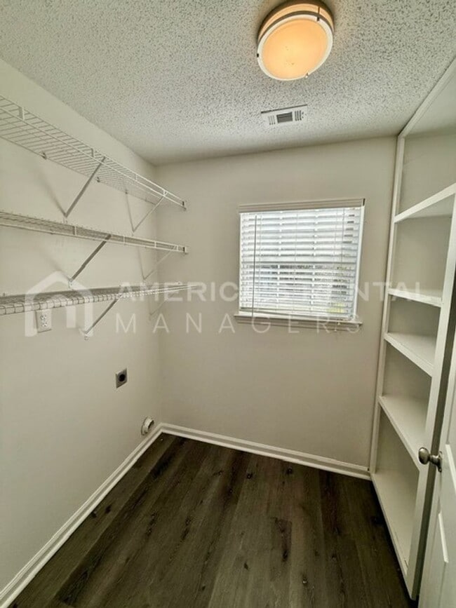 Building Photo - Easy Living in this Updated Pinson Home!!! Available to View Now!!!