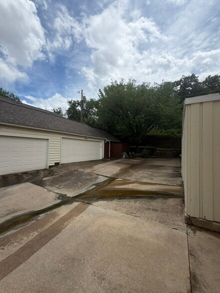 Building Photo - 3610 Soft Wind Ct