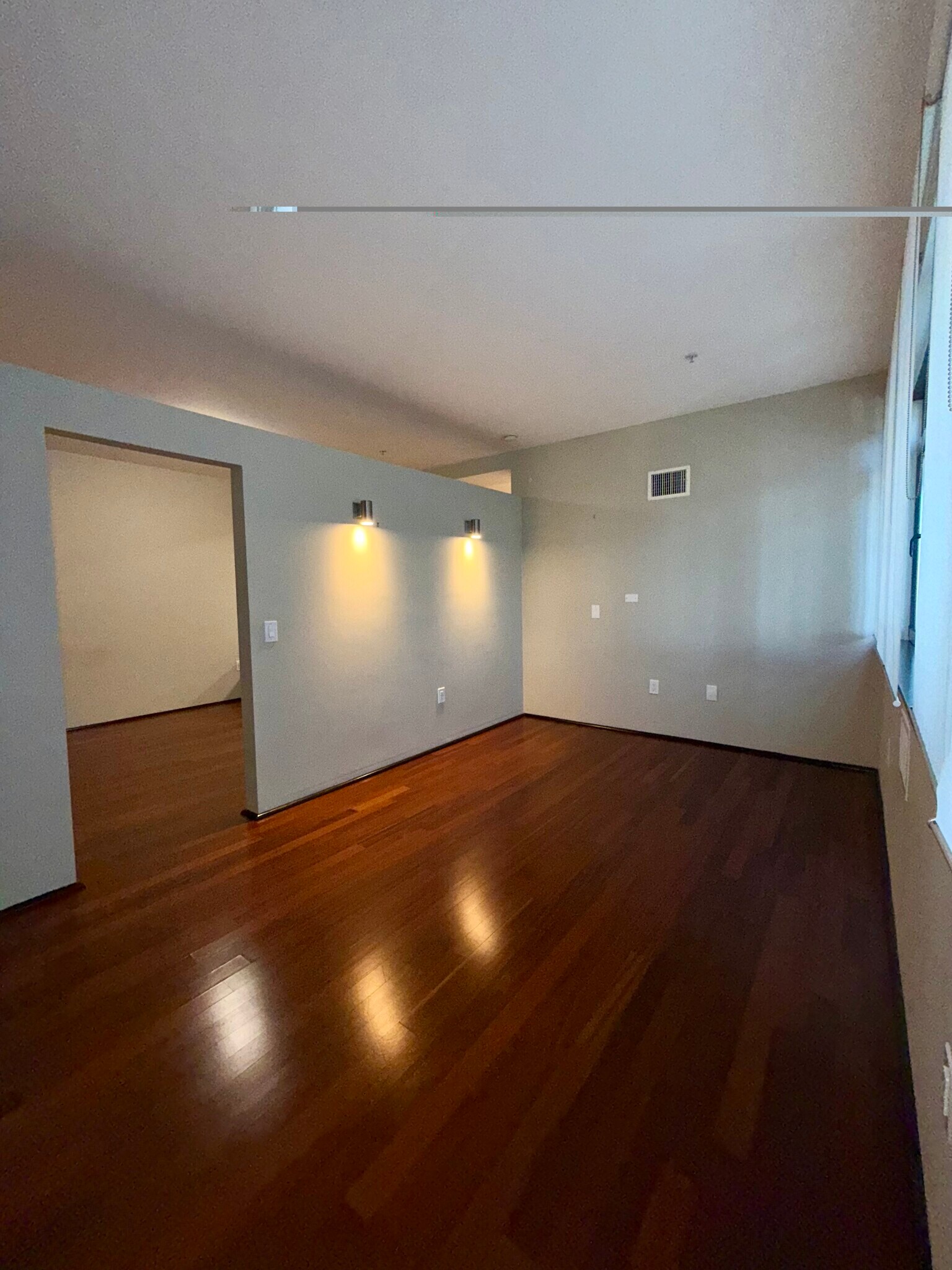 Building Photo - 1551 4th Ave