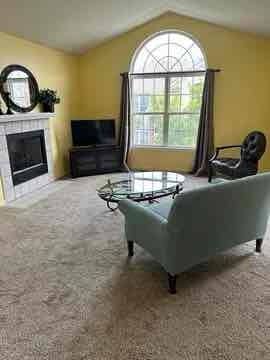 Building Photo - 16423 Claremont Dr