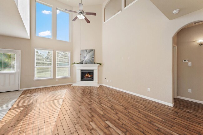 Building Photo - 91 West Wading Pond Circle