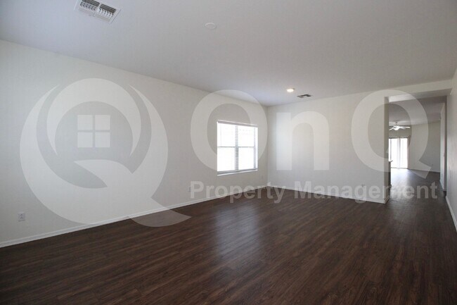 Building Photo - 2839 W Allens Peak Dr