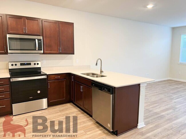 Building Photo - 10363 Folly Bch Rd