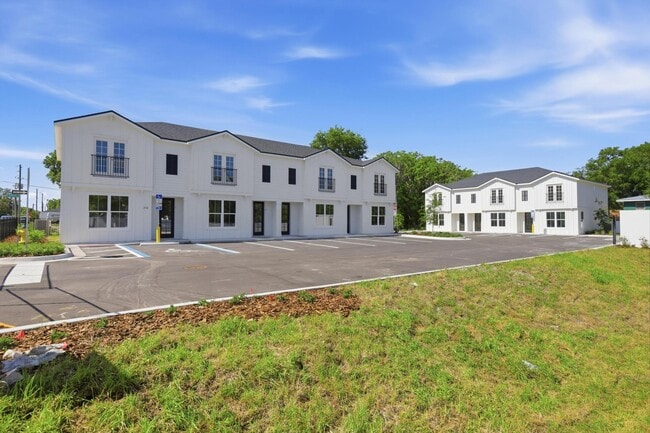 Building Photo - 216 S Florida Ave