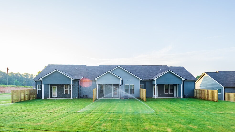 Building Photo - Copper Ridge Townhomes