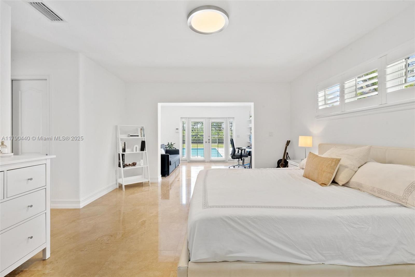 Building Photo - 14700 SW 78th Ave