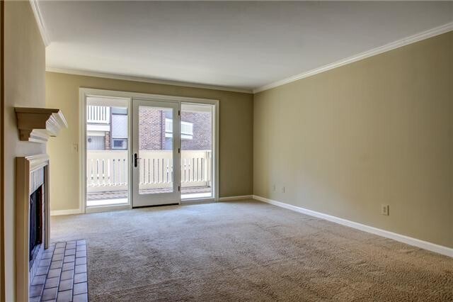 Building Photo - 120 Hillsboro Pl