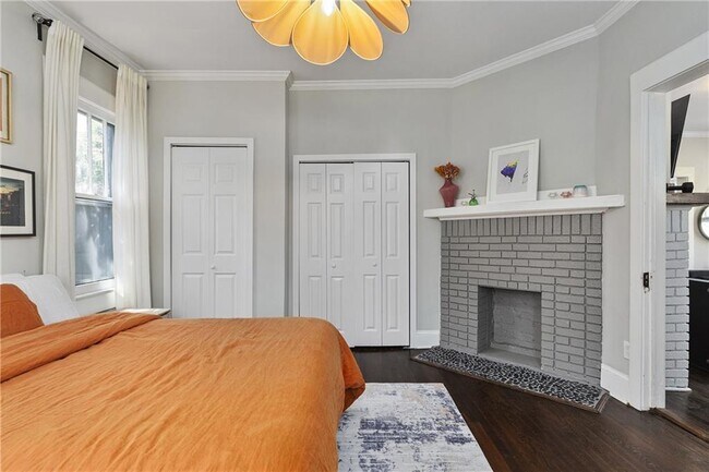 Building Photo - 481 Hill St SE