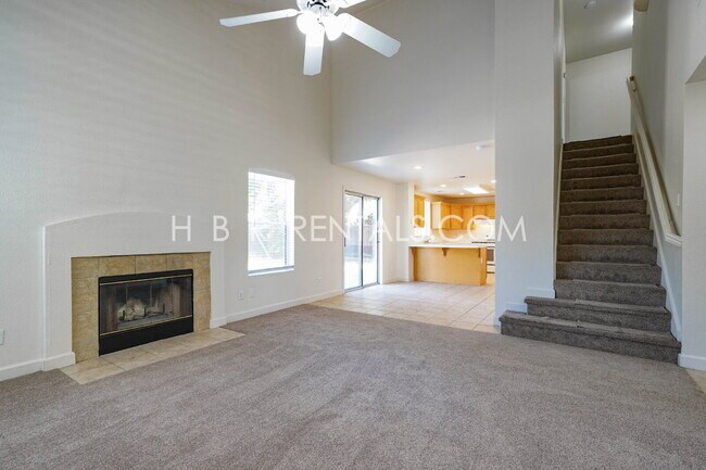 Building Photo - Charming 3-Bed, 2.5-Bath Home in One of Tr...