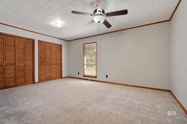 Building Photo - 30045 Wayside Dr