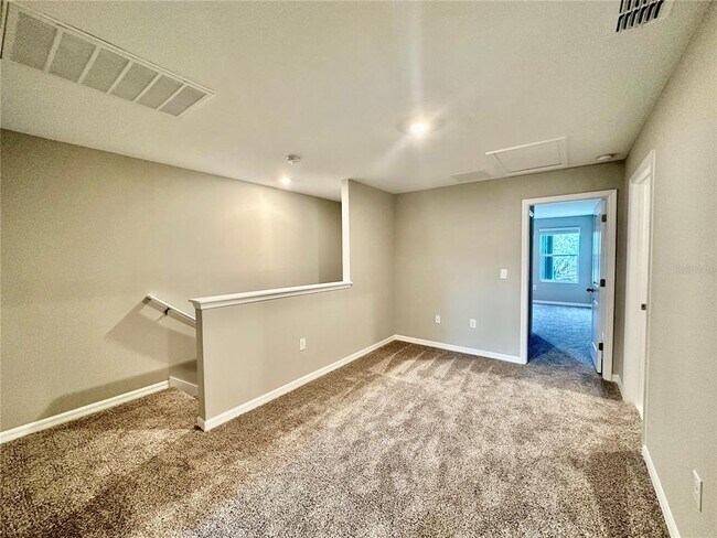 Building Photo - 5852 Ocean Isle Dr