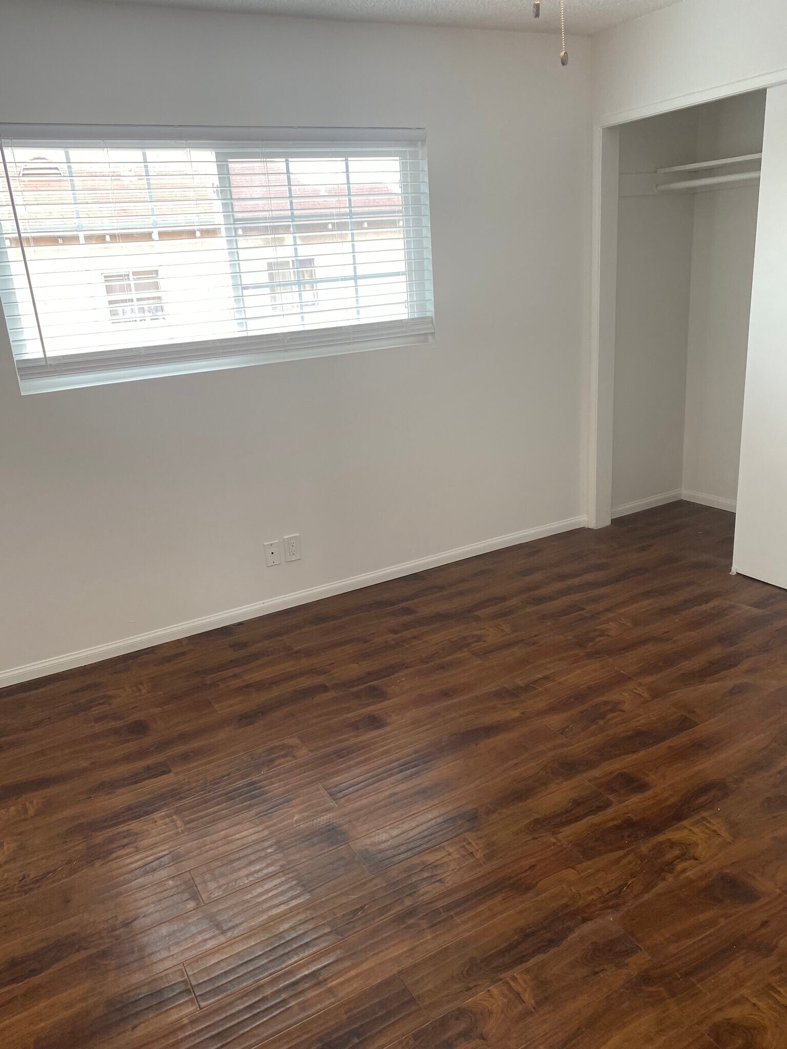 Building Photo - 4350 W 171st St
