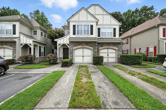 Primary Photo - 965 Turtle Pond Ln