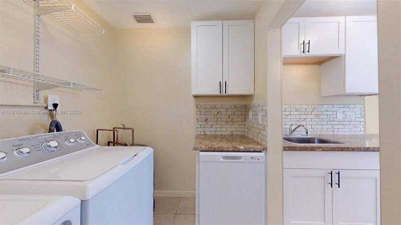 Building Photo - 830 NW 3rd St