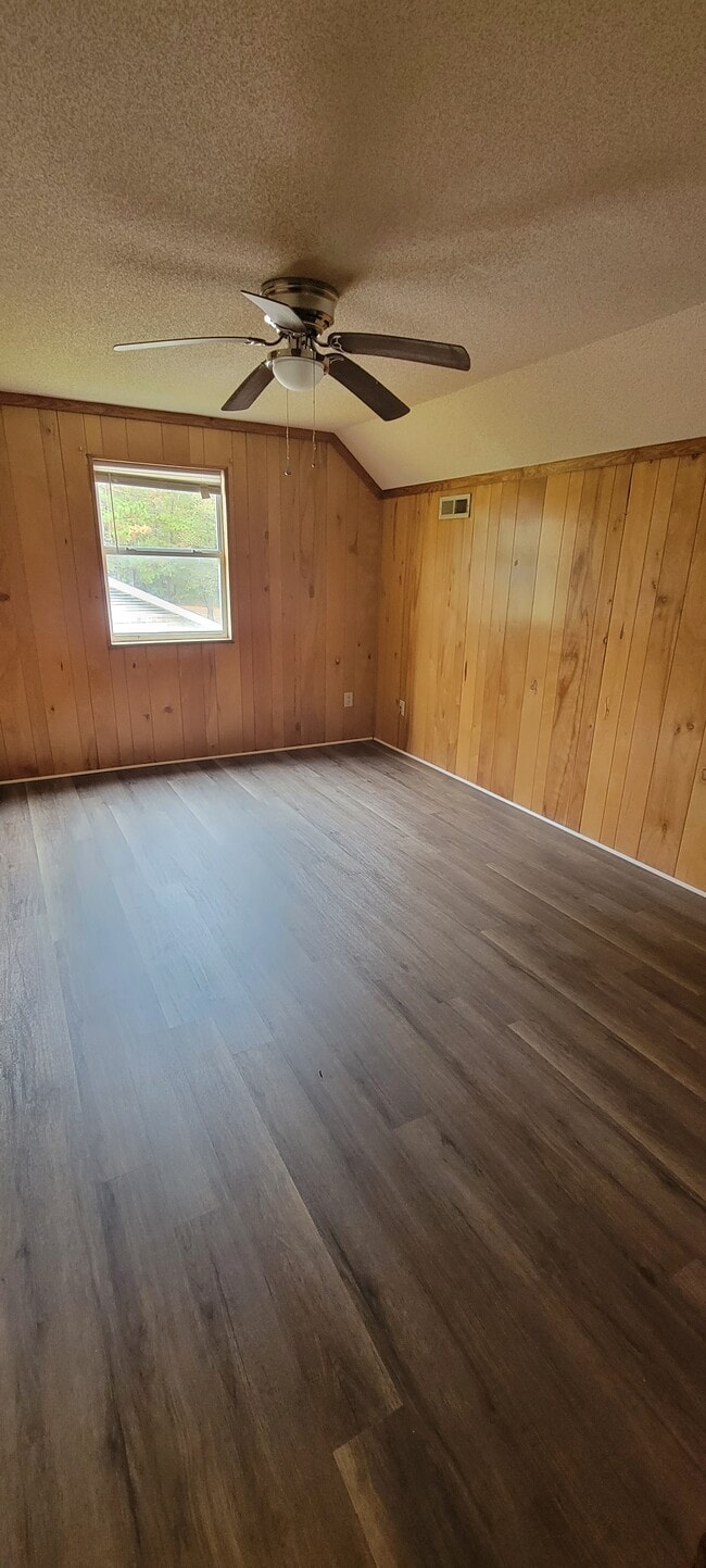 Building Photo - 5442 Sidbury Rd
