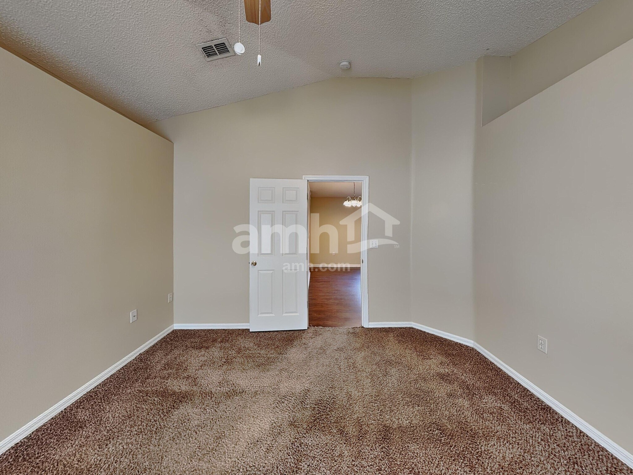 Building Photo - 2724 Maderia Cir