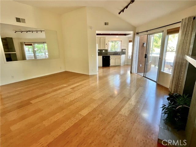 Building Photo - 22814 Sailwind Way