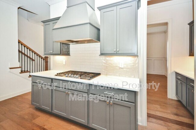 Building Photo - 1896 Skyfall Cir