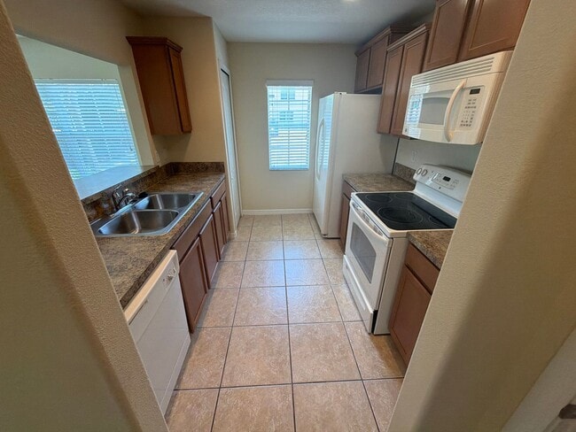 Building Photo - 125 Bel Fiore Cove