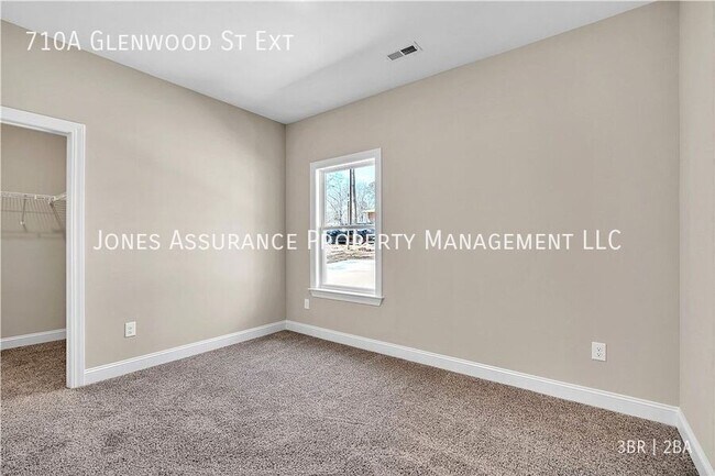 Building Photo - 710 Glenwood St