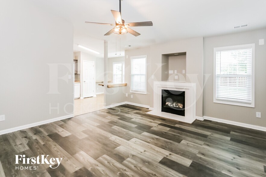 Building Photo - 10234 Orchard Grass Ct