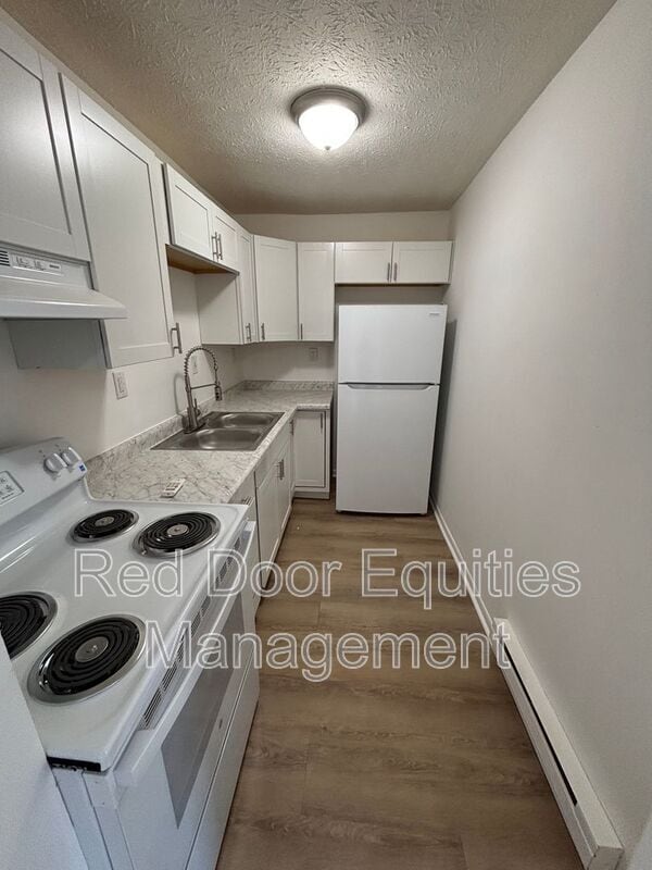 Building Photo - 234 Slocum Ave