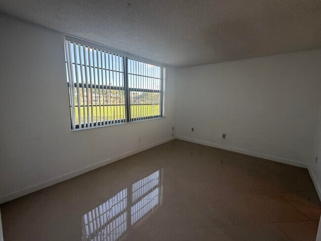 Building Photo - 7380 NW 18th St