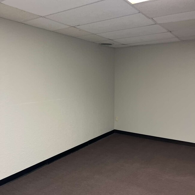 Building Photo - 316 N Mission St