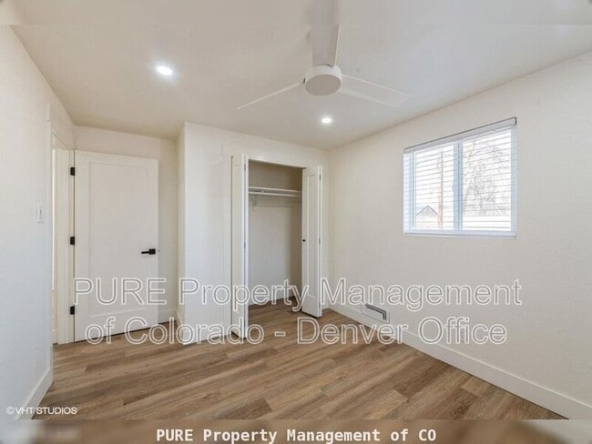 Building Photo - 5525 Brentwood St