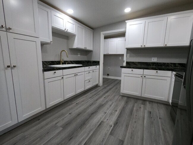 Building Photo - SINGLE-STORY HOME | NEWLY RENOVATED | SAHARA & EASTERN | CENTRAL LAS VEGAS
