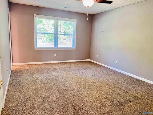 Building Photo - 116 Bibb Dr