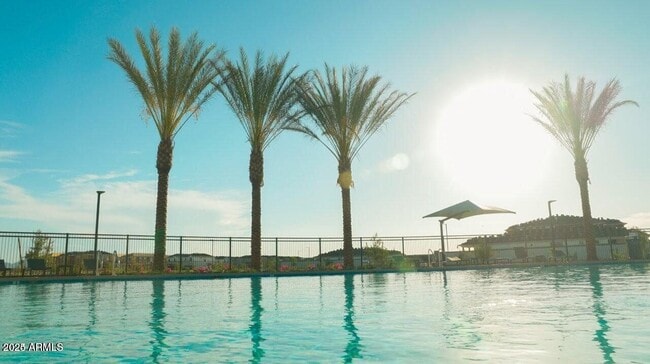 Building Photo - 1223 W Sparrow Dr