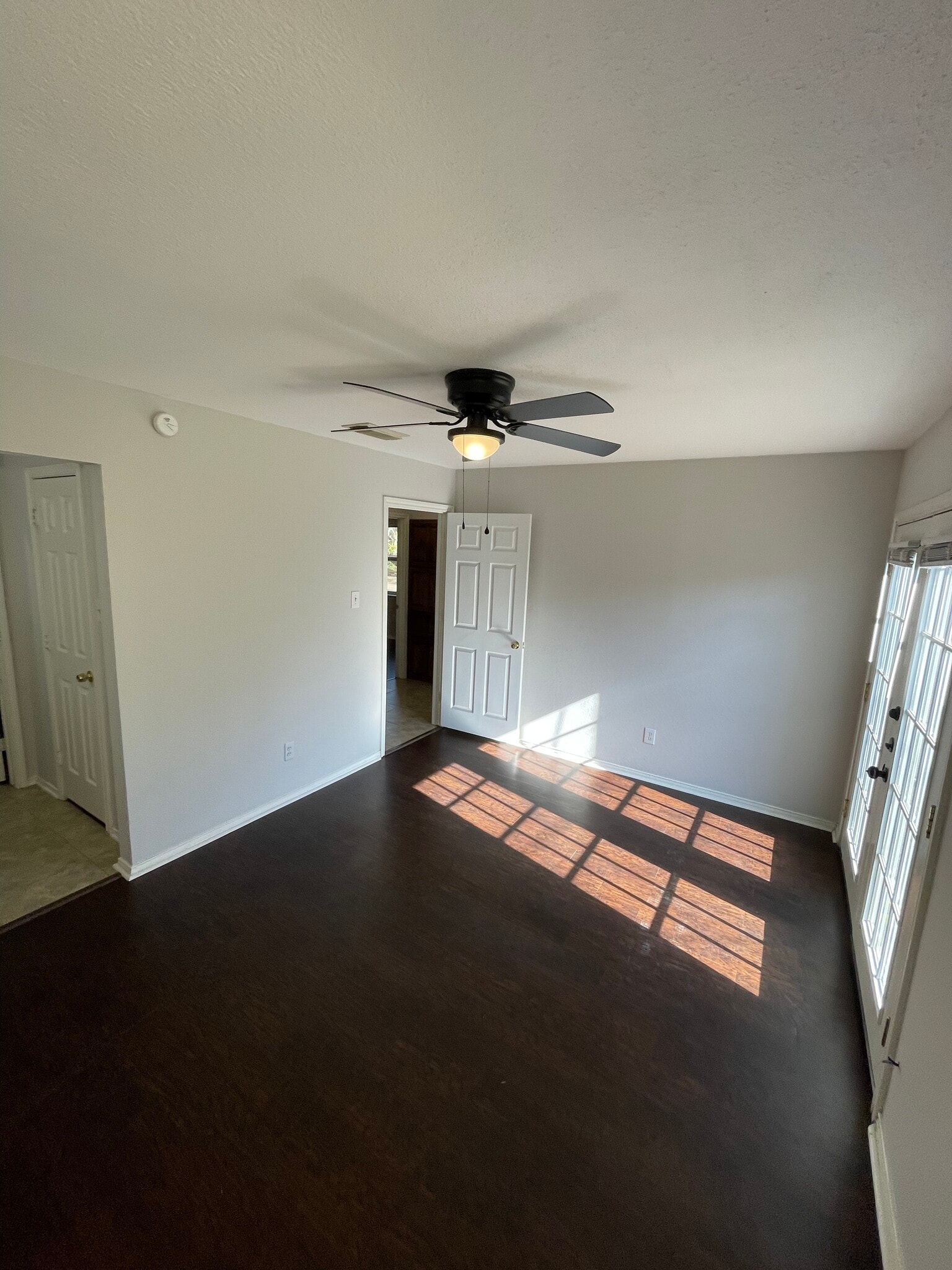 Master Bedroom - 301 Spring Branch Ln