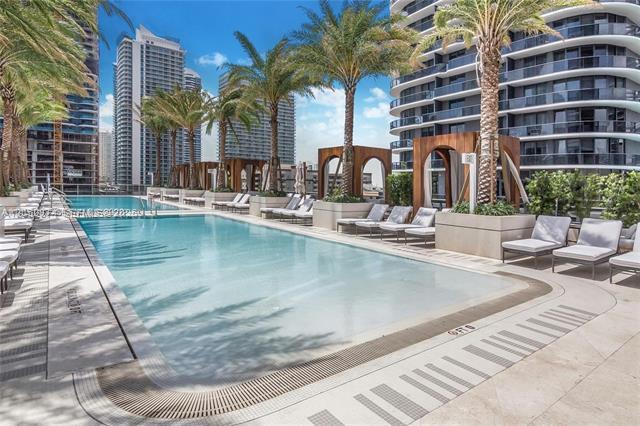 Building Photo - 801 S Miami Ave