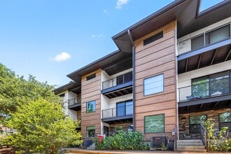 Building Photo - 3700 Clawson Rd