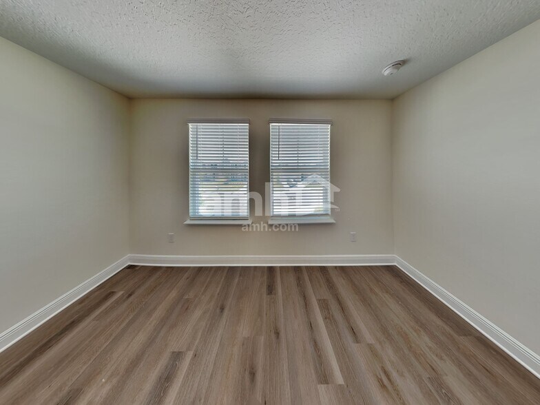 Building Photo - 1054 Heavenly Dr