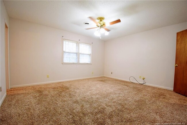 Building Photo - 1603 Snead Ave