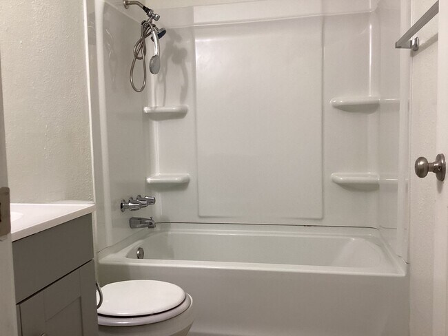 Building Photo - 3278 - Lucas