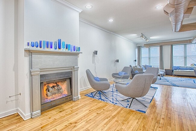 Building Photo - Video Tour- HUGE 1 Bedroom- 2 1/2 Bath Apartment. High-end loft style. Cook's Kitchen- Common Roo...