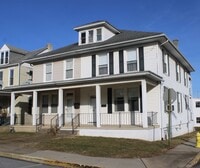 Building Photo - 2 Bedroom Duplex with Basement and Storage