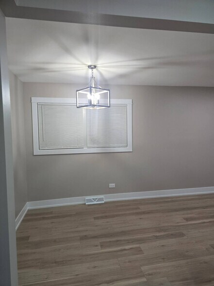 Building Photo - 8511 Parkside Ave