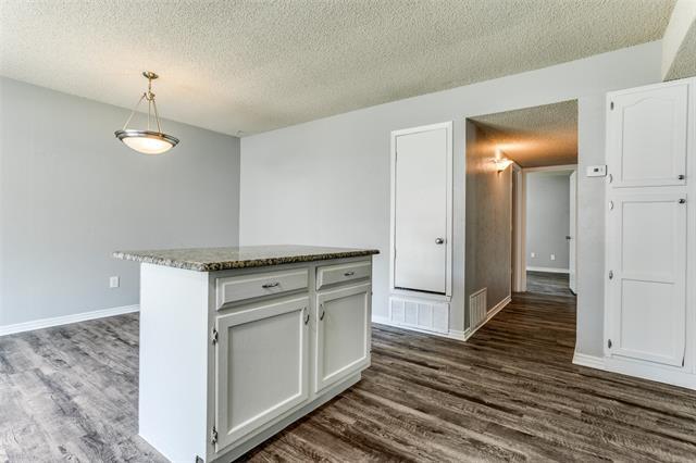 Building Photo - 5818 Jester Dr