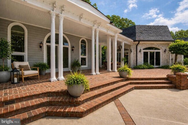 Building Photo - 11501 Skipwith Ln