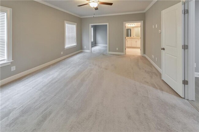 Building Photo - 3287 Artessa Ln NE