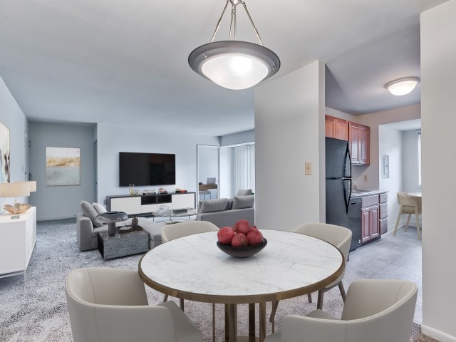 Living room dining room - Americana Southdale